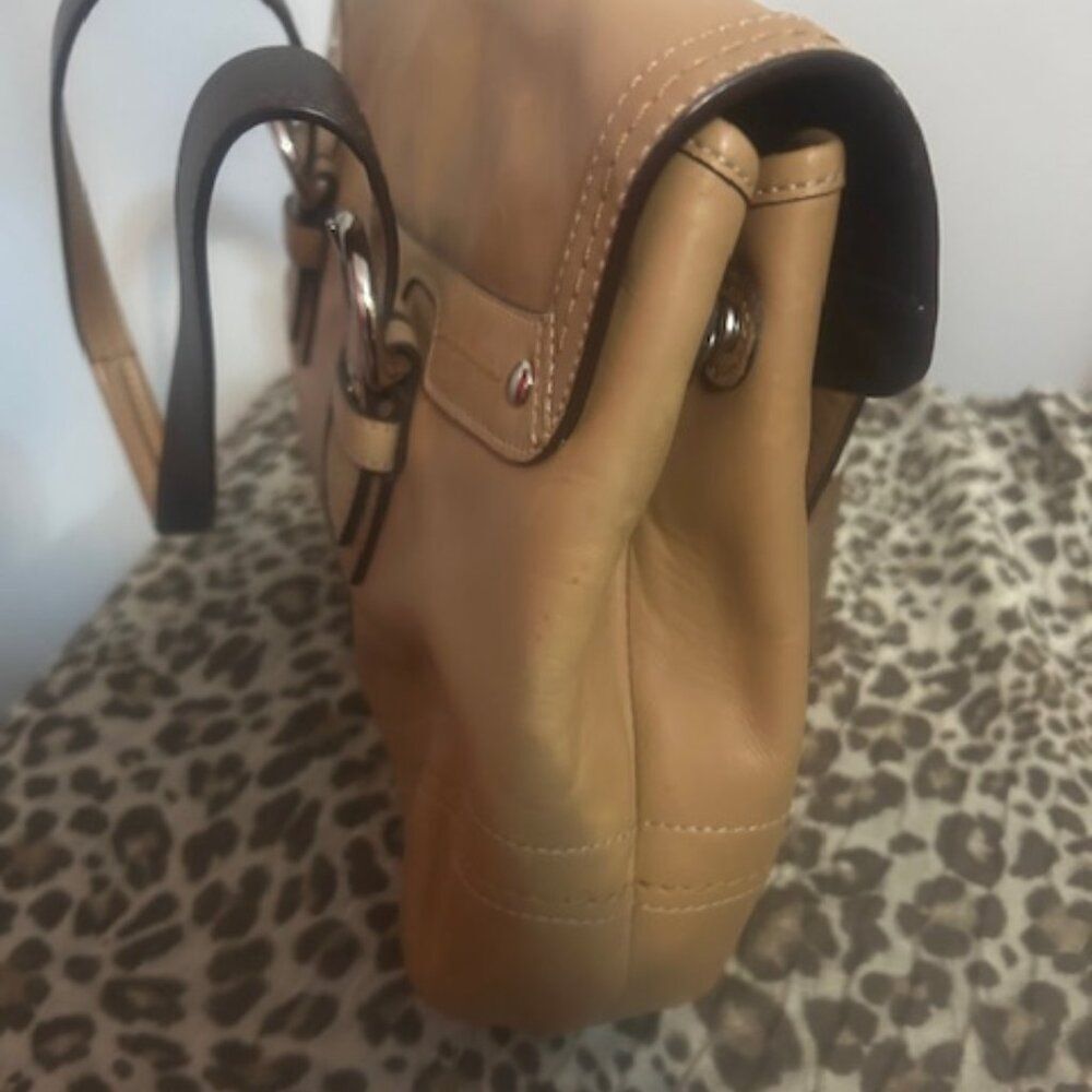 Coach F12304 Vintage Y2k Glove Tanned/Brown buckle Soho shoulder bag (Leather) - Picture 5 of 15
